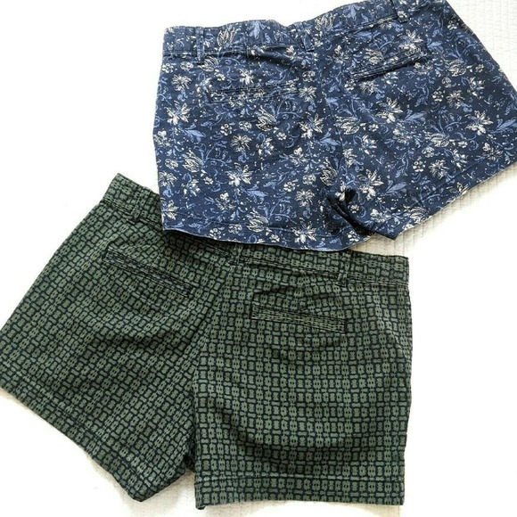 Gap Ladies Size 2 Summer Shorts Bundle 2000's Vintage Styles Preppy 1990's - Picture 2 of 4